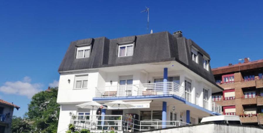 Hotel Txoko Maitea Pentsioa Urnieta Exteriér fotografie