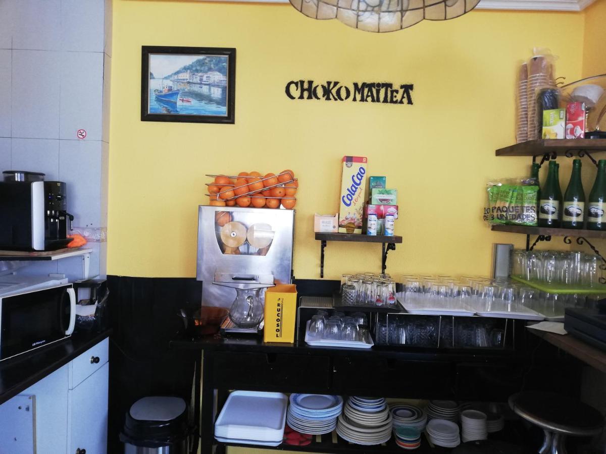 Hotel Txoko Maitea Pentsioa Urnieta Exteriér fotografie